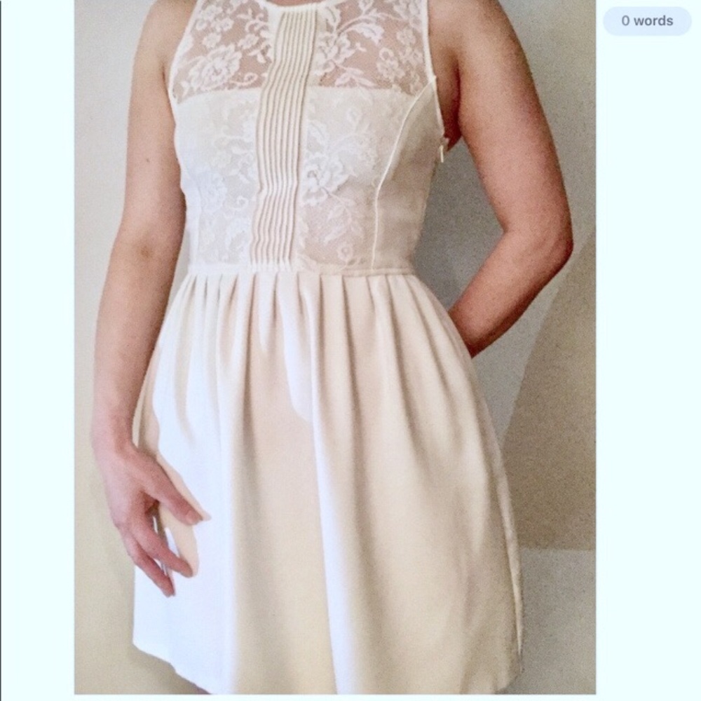 2 for$15🎈Zara short lace dress, off white. Medium
